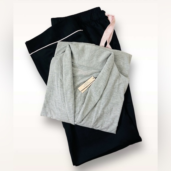 Victoria's Secret Pajama Sleepwear Modal Heaveny Top Cardigan & Satin Pants L - Picture 2 of 9